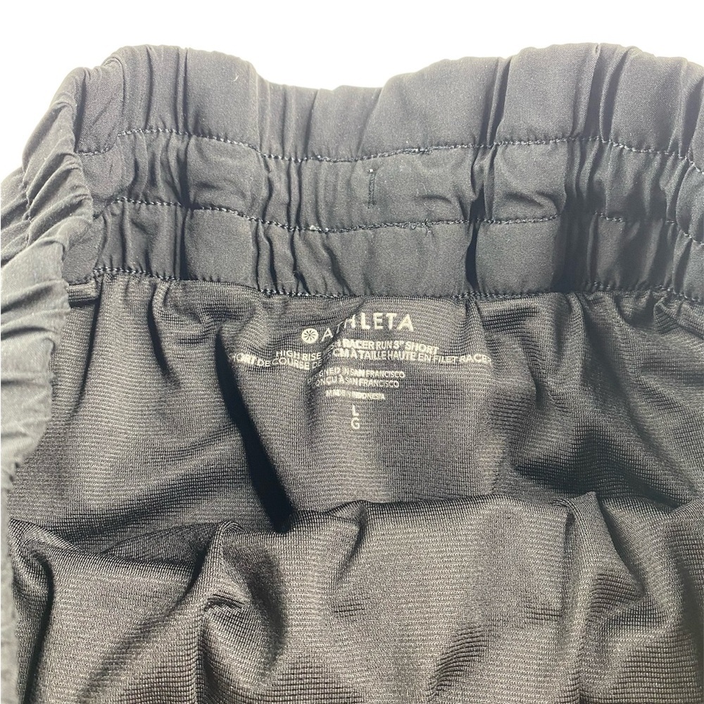 ATHLETA MESH RACER RUN MID RISE 4" SHORT - Picture 3 of 3